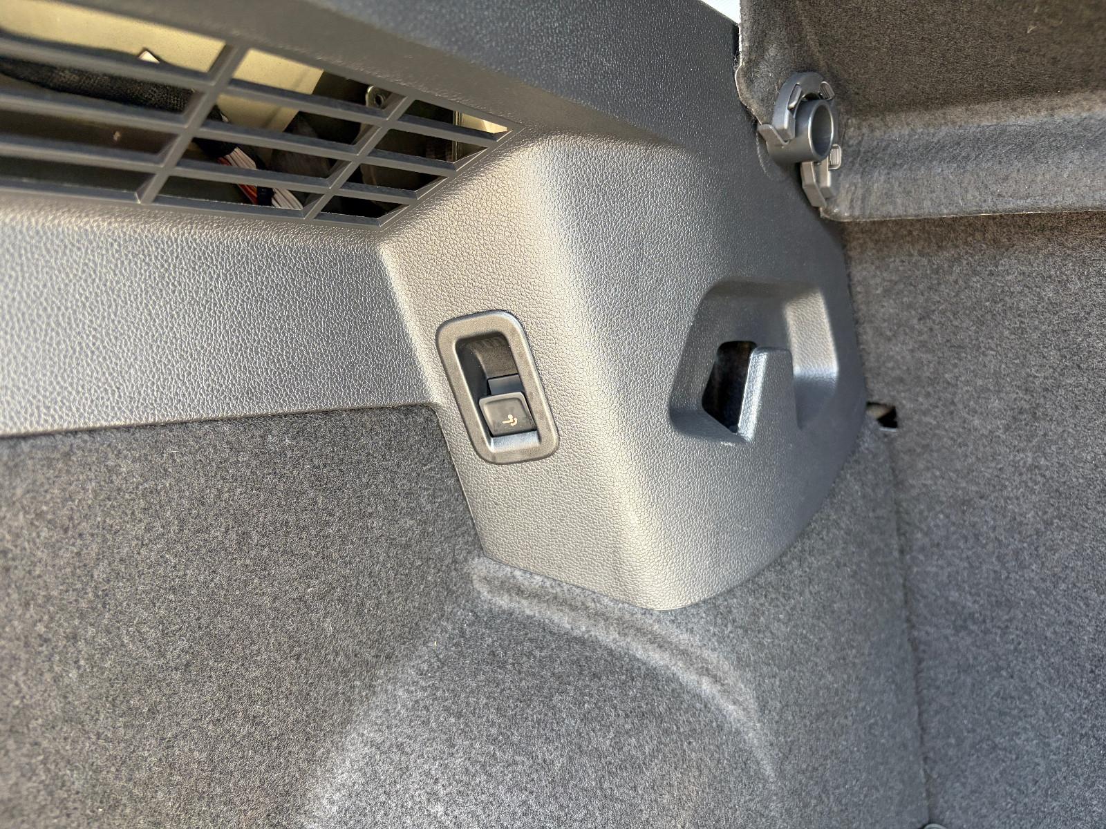 Volkswagen Golf VIII 1.5 eTSI Active DSG AHK Matrix-LED, миниатюра 30