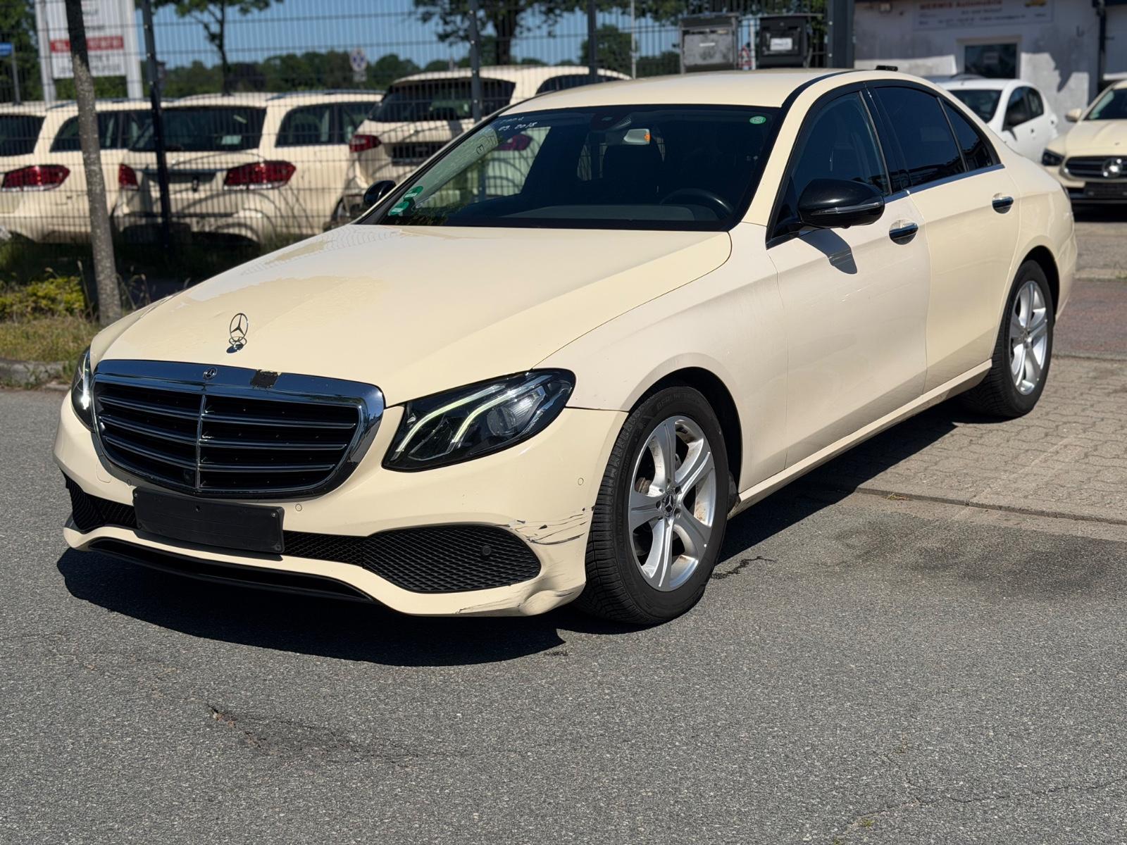 Mercedes-Benz E 200 d Automatik*PDC*360 Kamera*Navi*