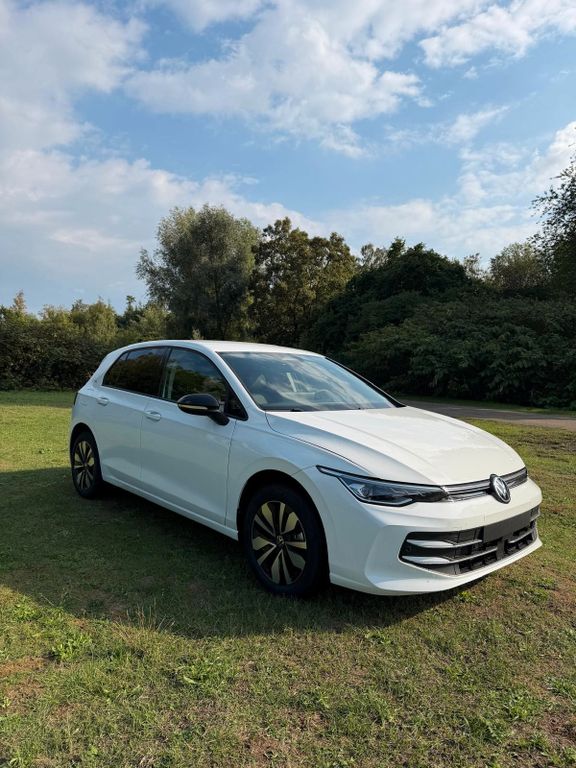 Image of Volkswagen Golf