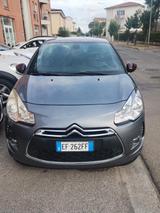 DS Automobiles Ds DS3 3 1.6 HDi 90 So Chic - DS Automobiles DS3 aus 2011