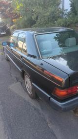 Mercedes-Benz 190 e Mercedes - Mercedes-Benz 190 aus 2002