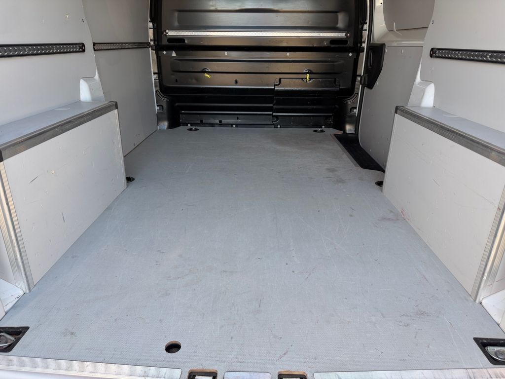 Fahrzeugabbildung Citroën Jumpy M BlueHDi 120 Club