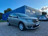 Dacia Sandero II Laureate+USB+Bluetooth+Aus 1 Han - Dacia Sandero: Laureate