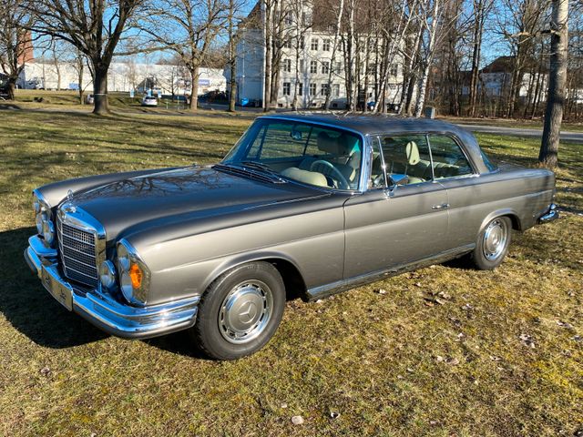 Mercedes-Benz 280 SE 3.5 Coupe,Klima,Schiebedach