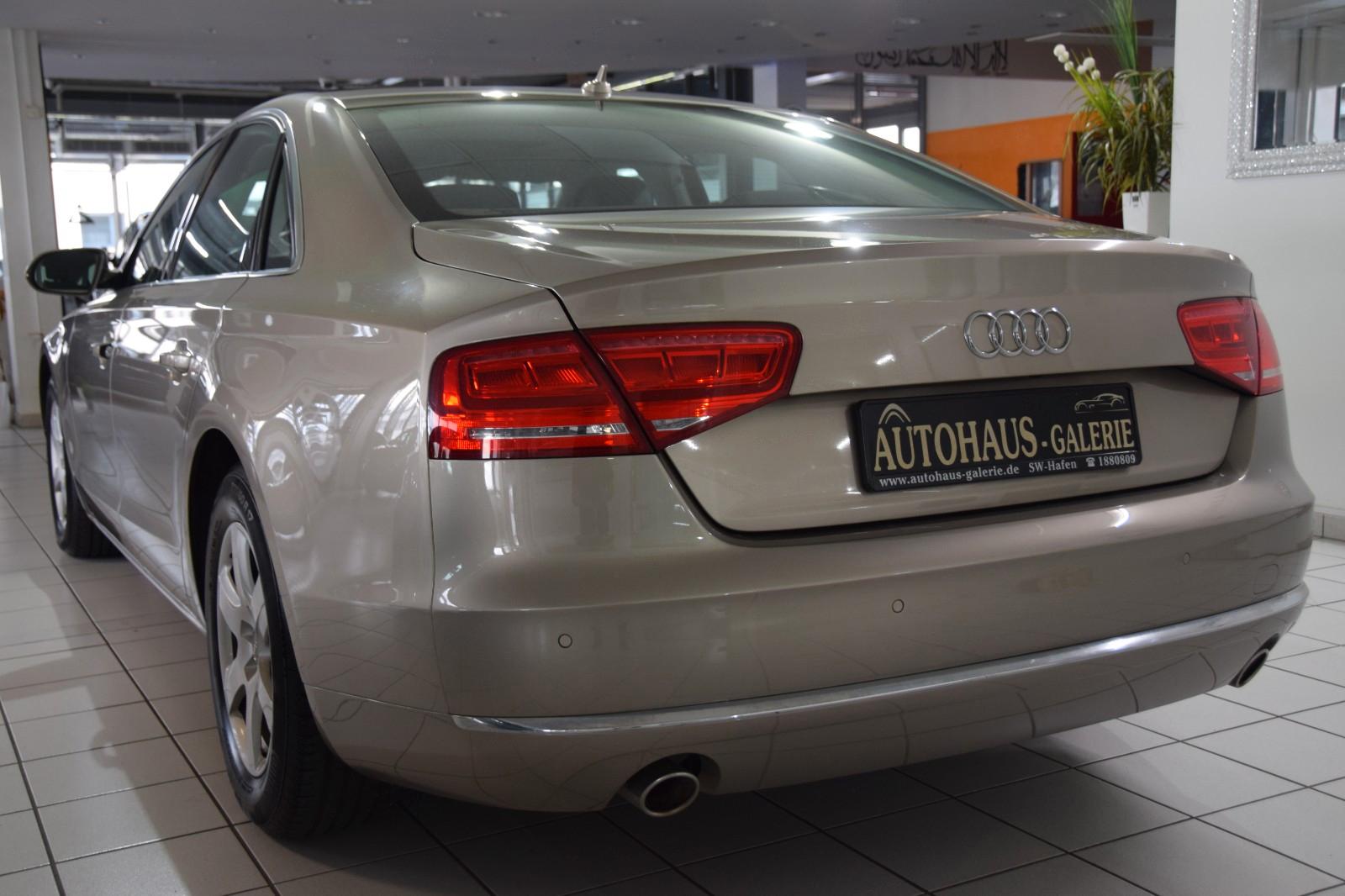 Audi A8 3.0 TDI quattro 250 ch • Boîte auto •  1ère Main - GPS • Bi-Xénon • Toit ouvrant • Hayon électrique