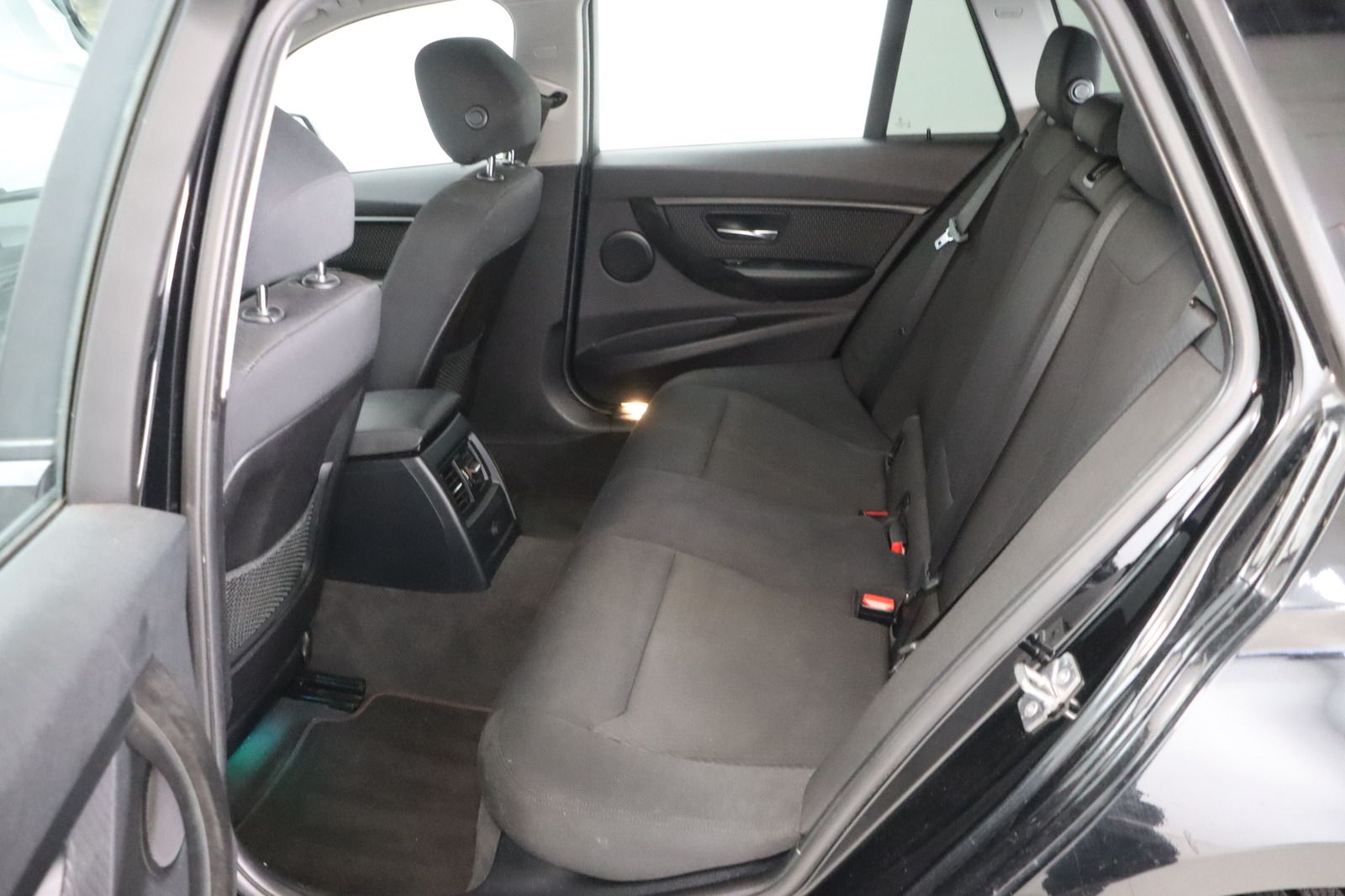 Fahrzeugabbildung BMW 316 i Touring