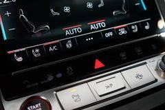 AUDI SQ7 TFSI | B&O | AHK | Pano | HuD | FACELIFT AUDI SQ7 TFSI | B&O | AHK | Pano | HuD | FACELIFT