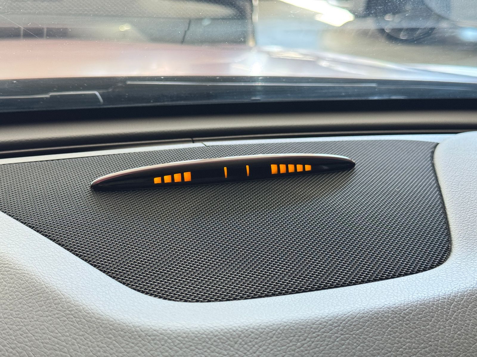 Fahrzeugabbildung Mercedes-Benz CLA 200 SB 3X AMG LINE NIGHT LED MATT FOLIERT