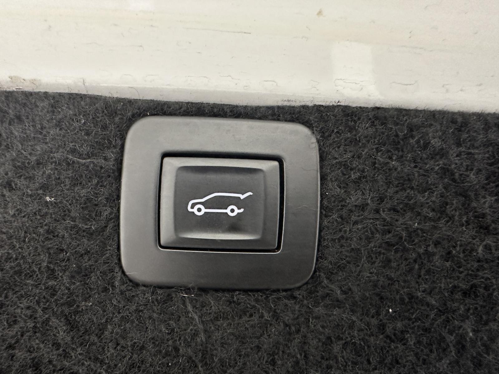 Opel Insignia Sports Tourer 2.0 Turbo 250 ch BVA – OPC Line – Toit pano Cuir ventilé