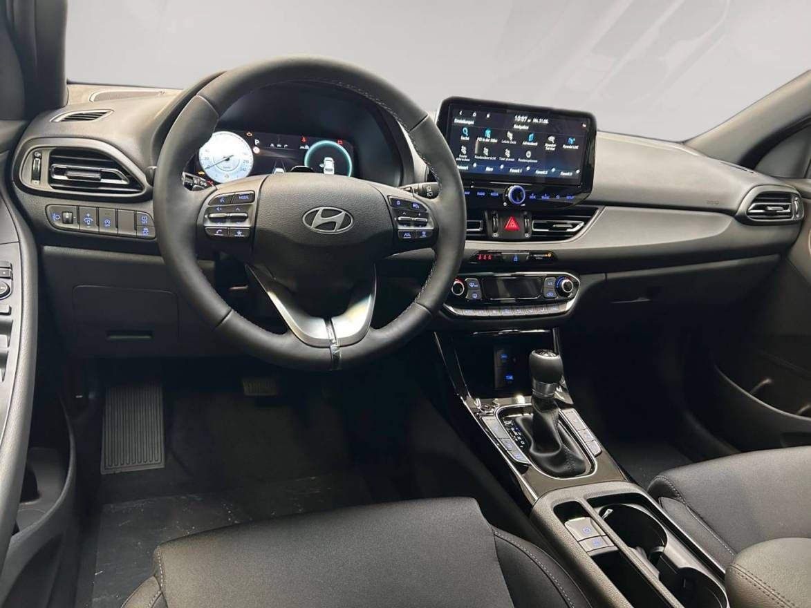 Fahrzeugabbildung Hyundai i30 FL Kombi Trend Plus-Paket, Panoramadach