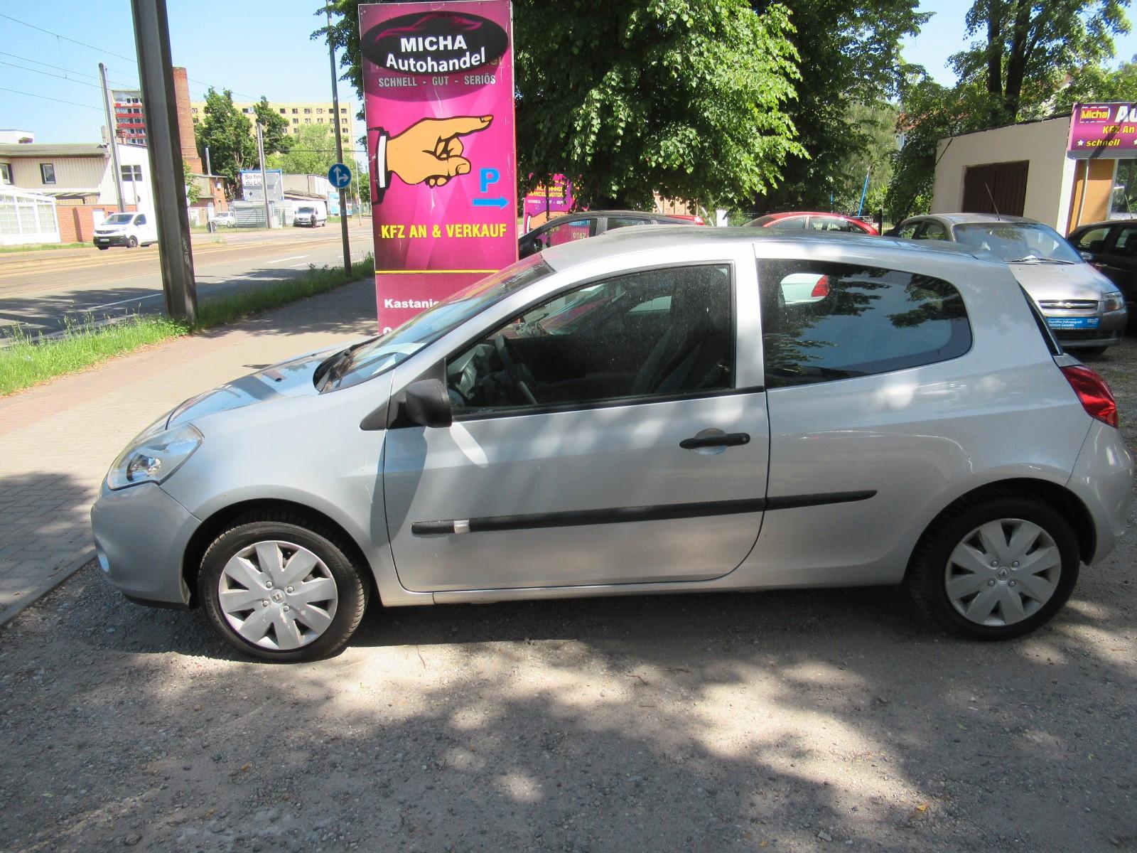 Renault Clio Expression 1.2 16V 75
