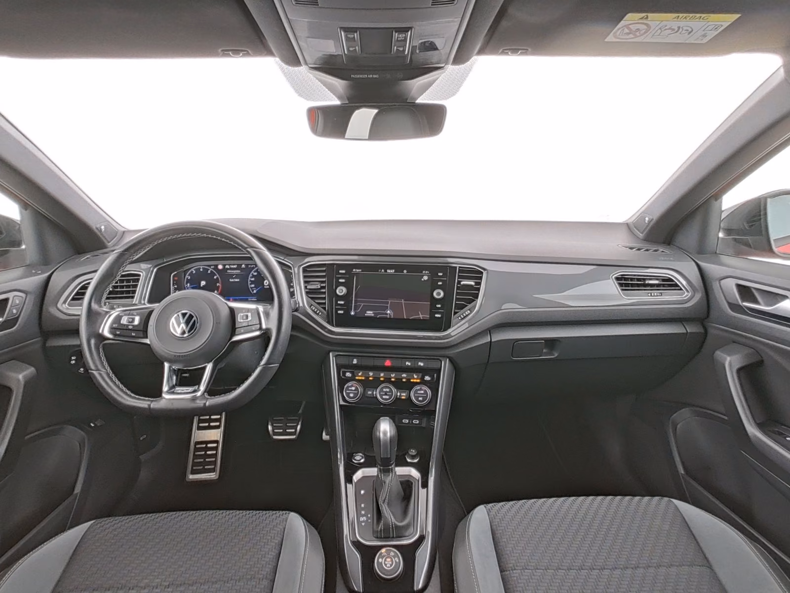 Volkswagen T-Roc R-Line SoundSystemBeats ACC LED Kamera Nav, миниатюра 15