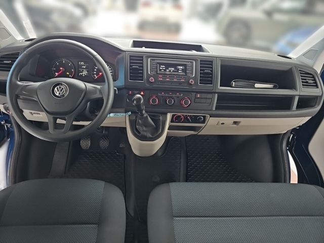 Fahrzeugabbildung Volkswagen T6 Transporter Kombi LR 2.0 TDI AHV KLIMA 9-SITZ