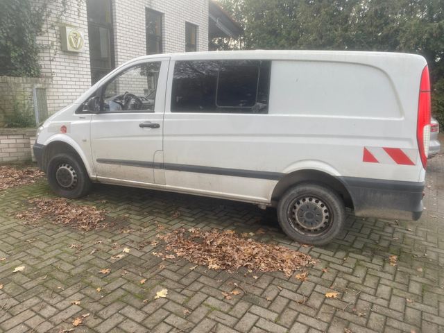 Mercedes-Benz Mercedes Vito Cdi 113 4x4 Transporter Auto...