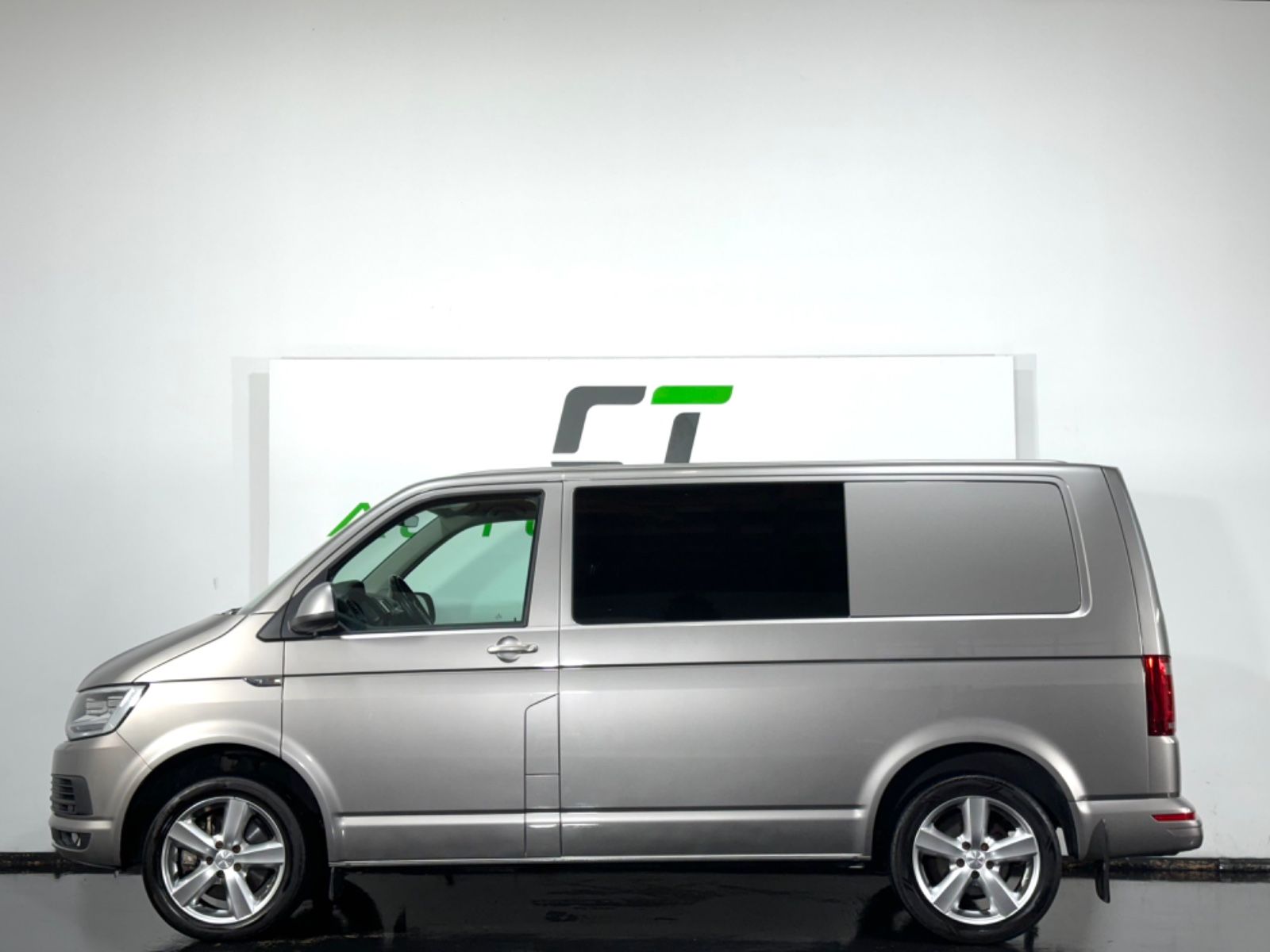 Volkswagen T6 DK 2.0 TDI 4Motion DSG Comfortline imagem 3