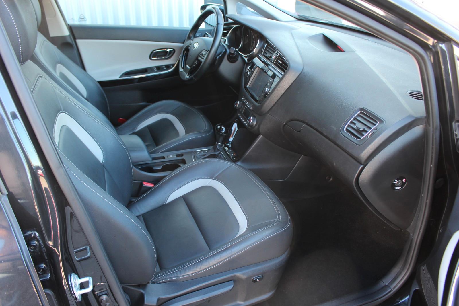 Kia Ceed Sportswagon Platinum Edition Auto.+Navi+Pan