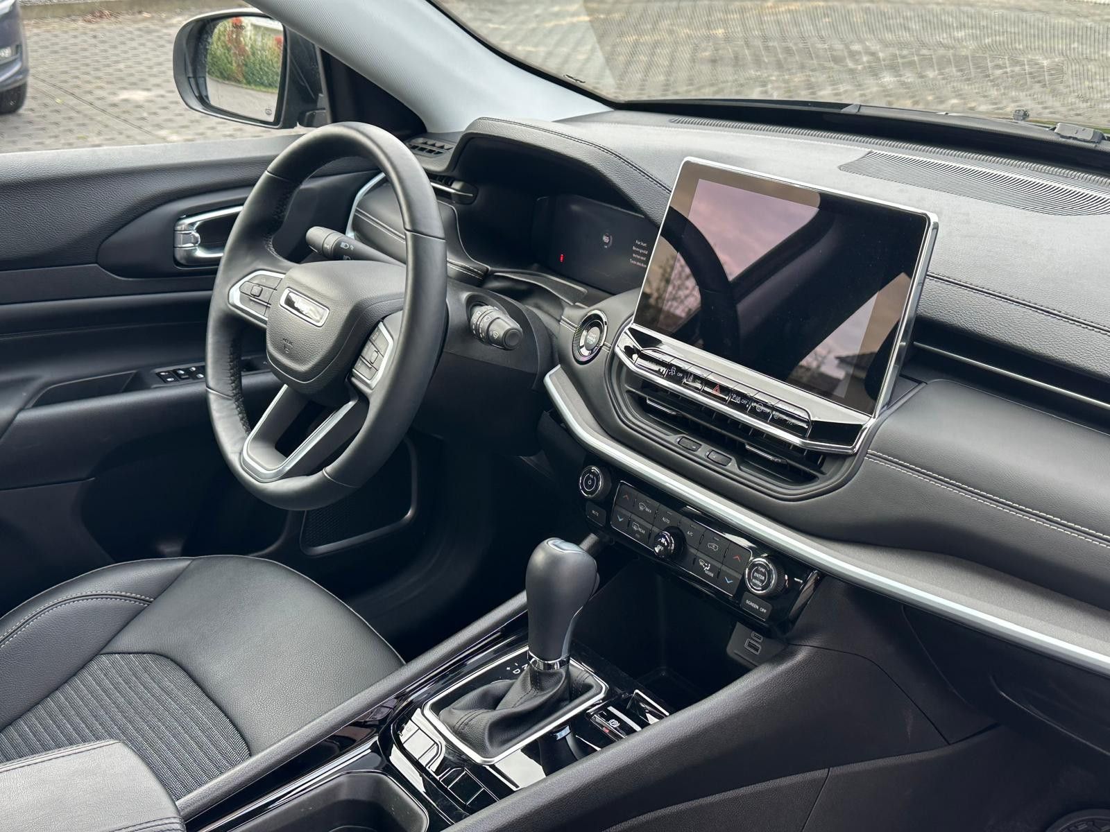 Fahrzeugabbildung Jeep Compass s Altitude 1.5 LED+ACC+VIRTUAL+SHZ+360°+