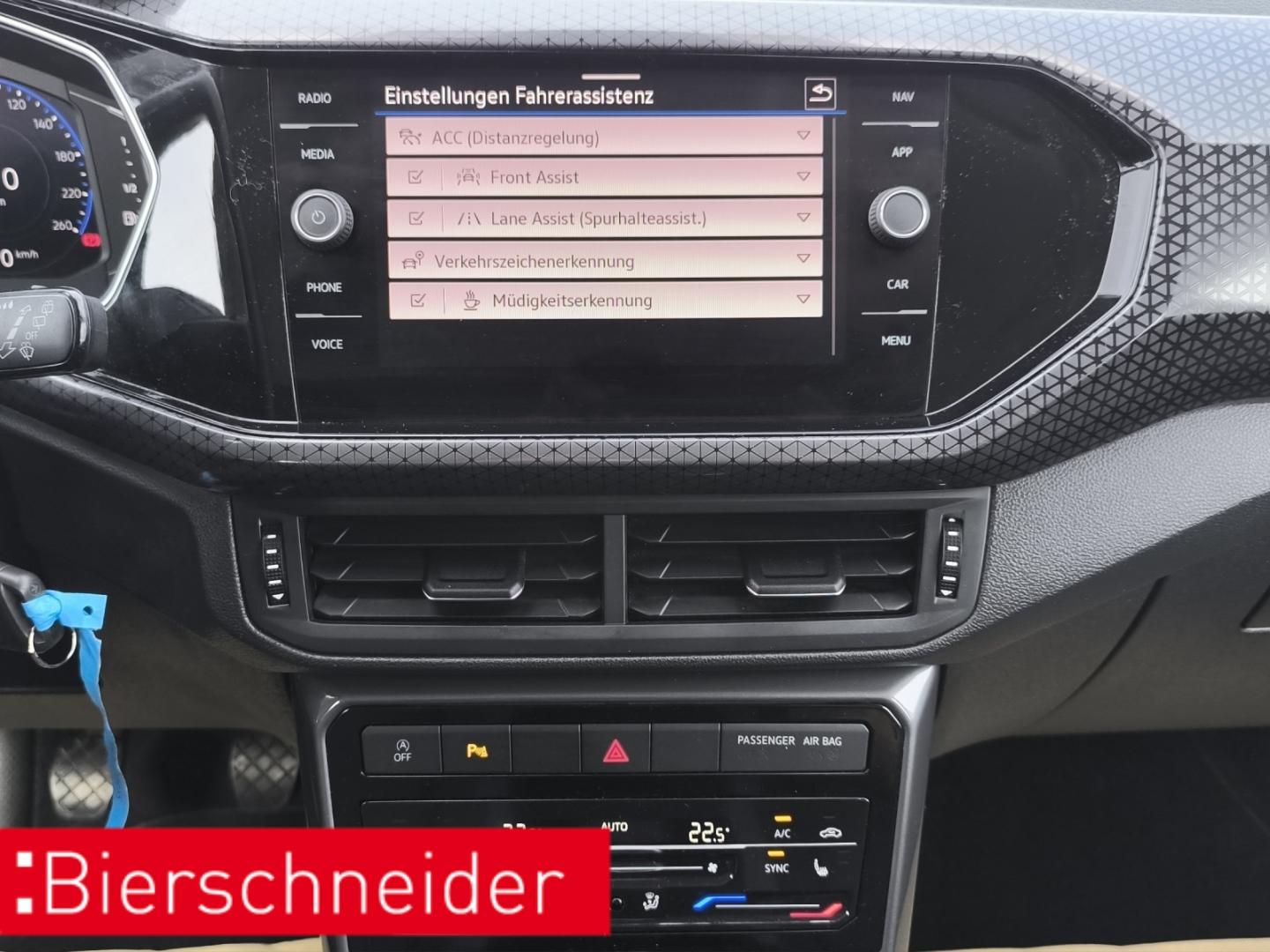 Volkswagen T-Cross 1.0 TSI Style LED PDC RFK NAVI