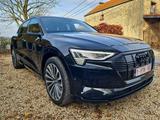 Audi e-tron 50 quattro advanced S-Line/RFK/360° - Audi e-tron: Automatik