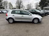 Volkswagen Golf V Lim. 1,6 Comfortline*Automatik - Volkswagen Golf aus 2004: 1.6