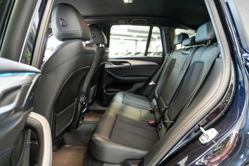 BMW X3 - 11