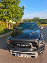 Dodge RAM Rebel 1500, LPG-Gas - Dodge RAM: Schwarz