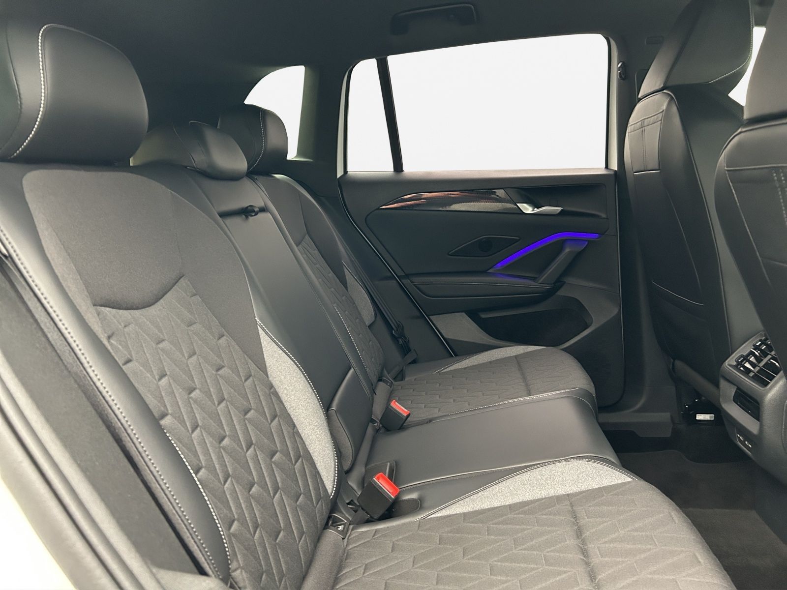 Volkswagen Tiguan - Bild 16