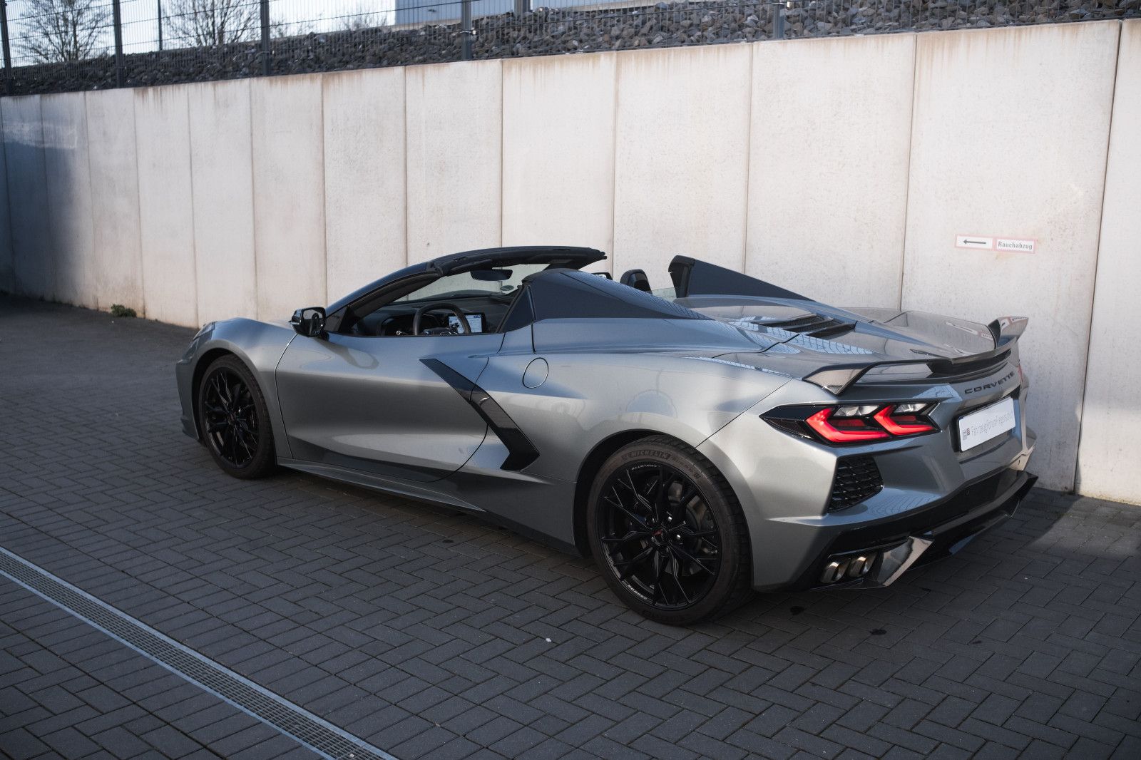 Fahrzeugabbildung Corvette C8 Convertible-Carbon package-BOSE-Lift-System