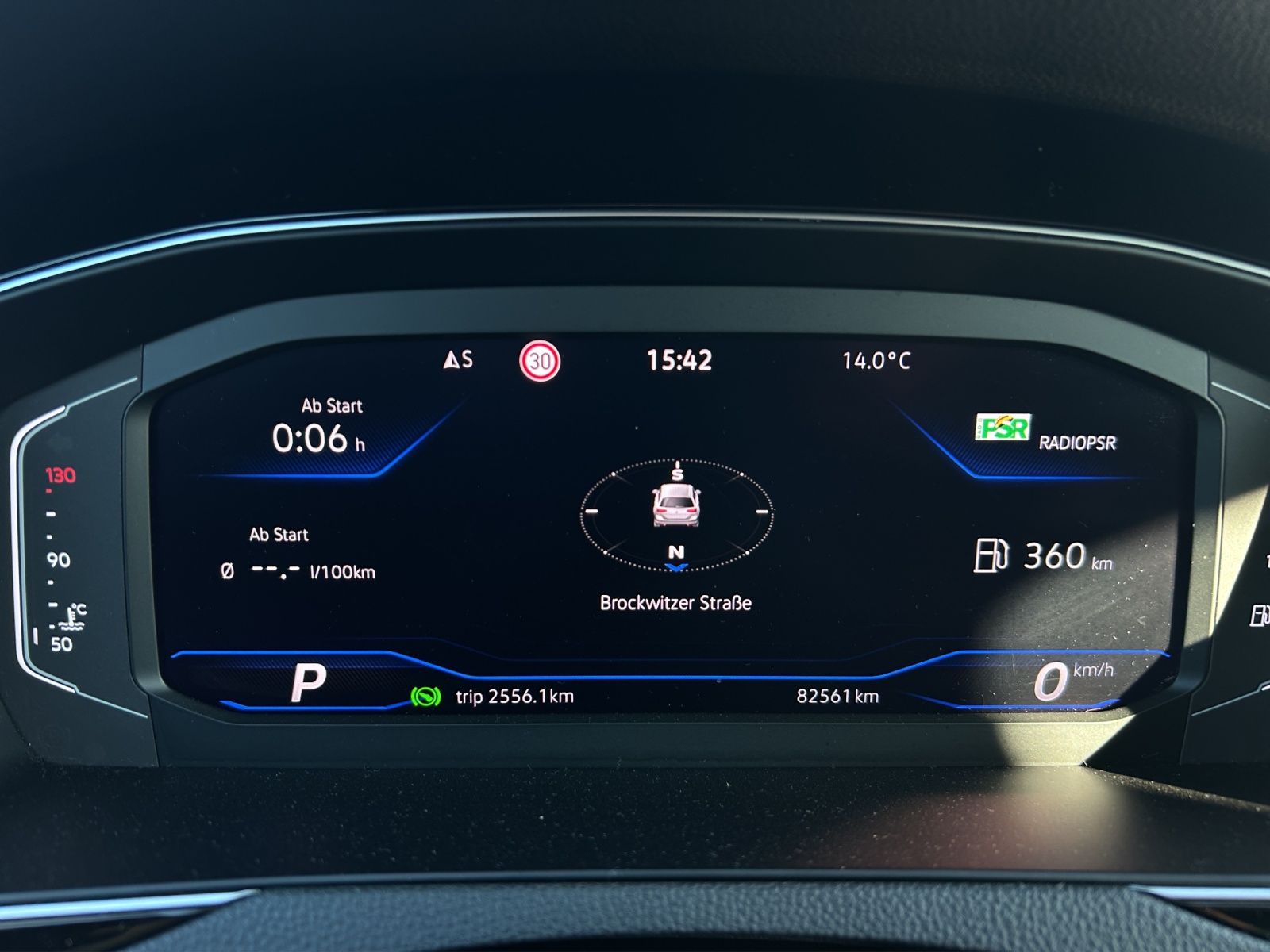 Fahrzeugabbildung Volkswagen Passat Variant Elegance TDI DSG IQ.Light ACC SH