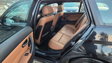 BMW 330 - 9