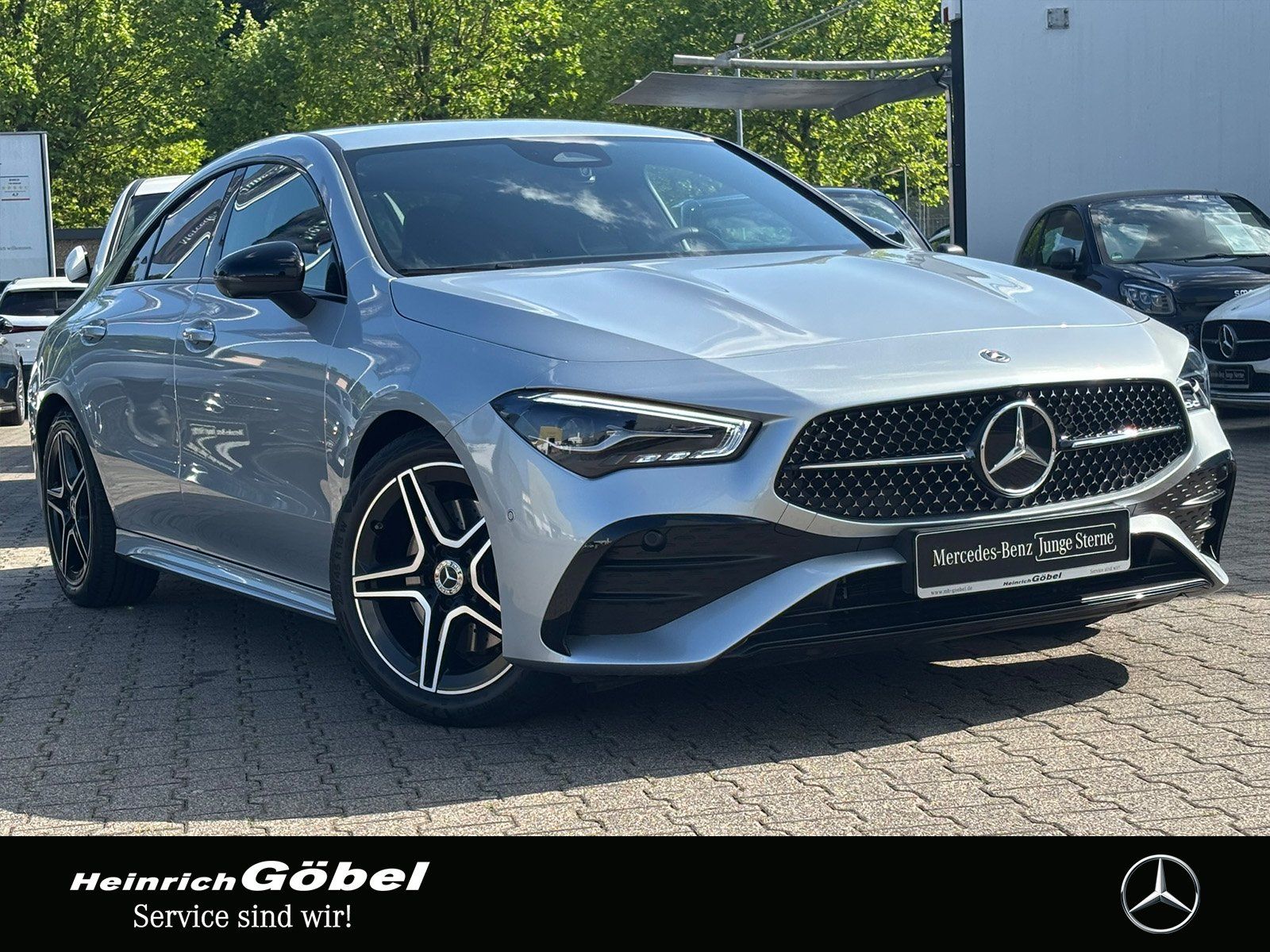 Fahrzeugabbildung Mercedes-Benz CLA 200 AMG*DISTRONIC*TOTWINKEL*ADV-SOUND*360°KA