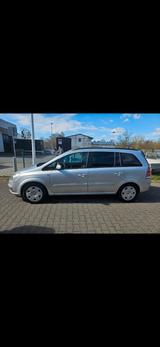 Opel Zafira 1.8 | TÜV neu | nur 115.000  - Opel Zafira in Düsseldorf