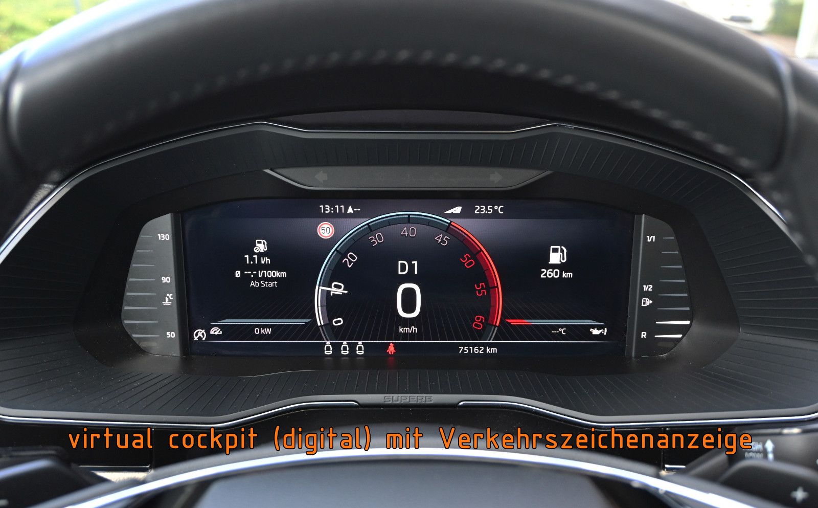 Fahrzeugabbildung SKODA Superb 2.0 TDI DSG L&K COMBI °ACC°AHK°STANDHEIZ°