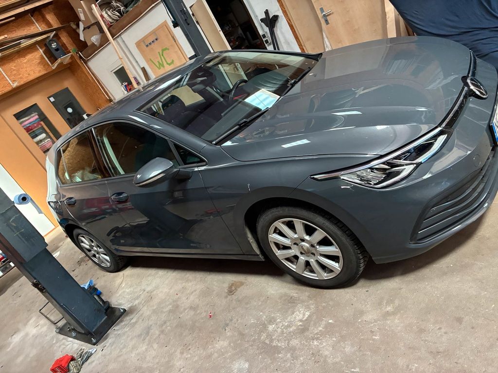 Image of Volkswagen Golf