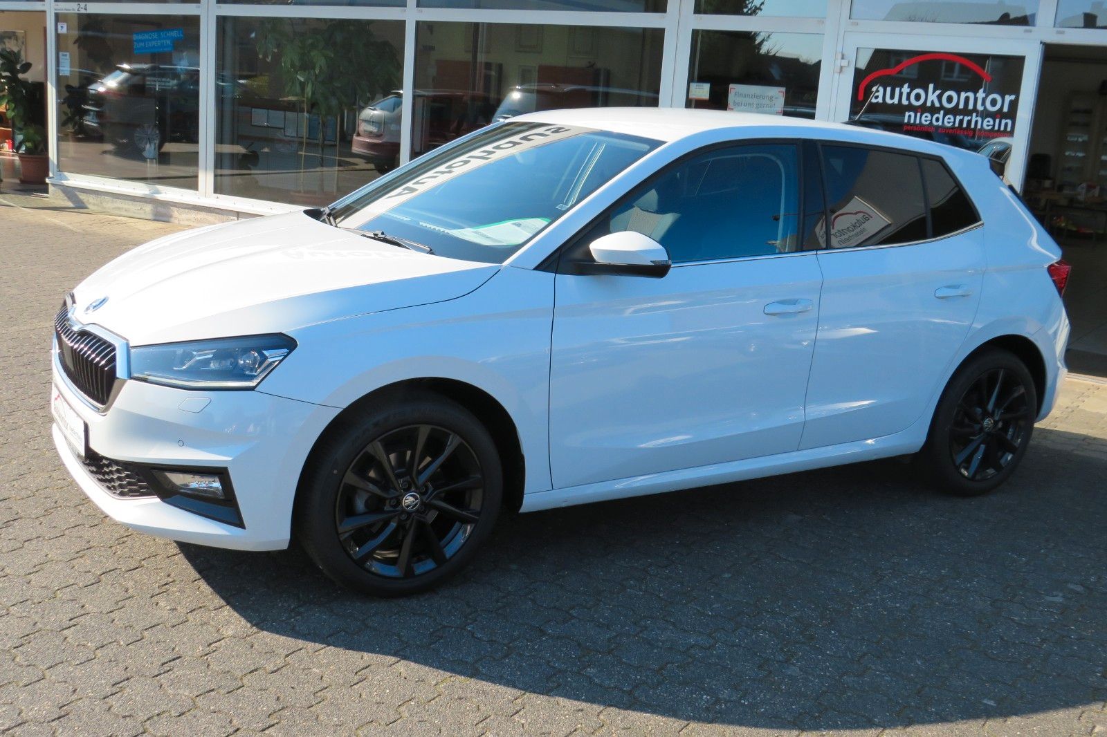 Fahrzeugabbildung SKODA Fabia SPORT/MONTE-CARLO DSG 17`KESSY LED PDC 1H