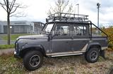 Land Rover Defender 110 Td5 Tomb Raider Crew Cab Original - Land Rover Defender: Crew Cab
