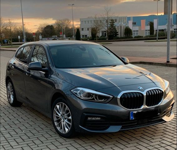 BMW 118i Advantage LED Navi Garantie bis 02/2027