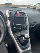 Toyota Auris 1,33-l-Dual-VVT-i Edition Edition - Toyota Gebrauchtwagen in Potsdam