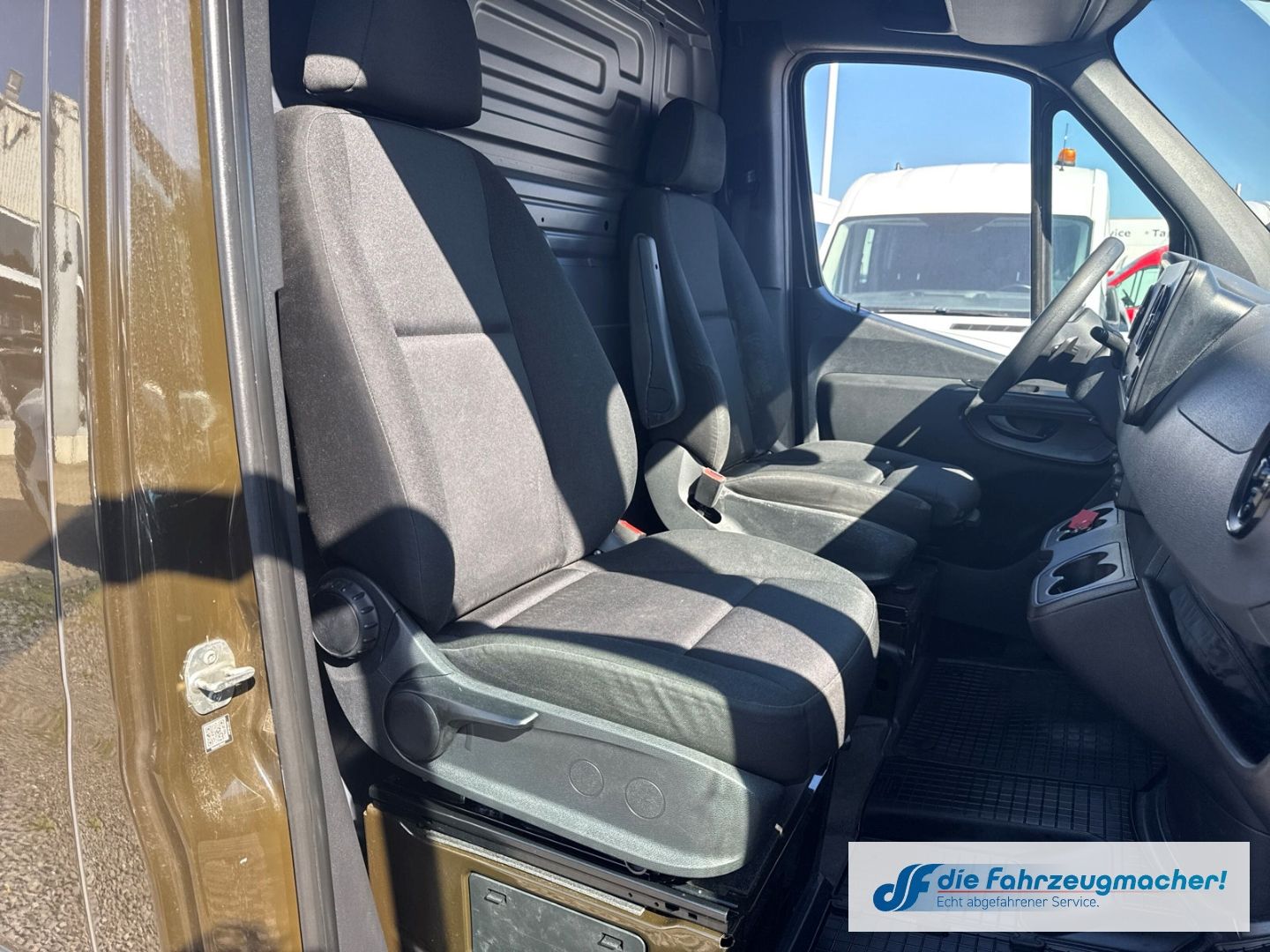 Fahrzeugabbildung Mercedes-Benz Sprinter Kasten Maxi XXL Extra Lang 316CDI AUT.K
