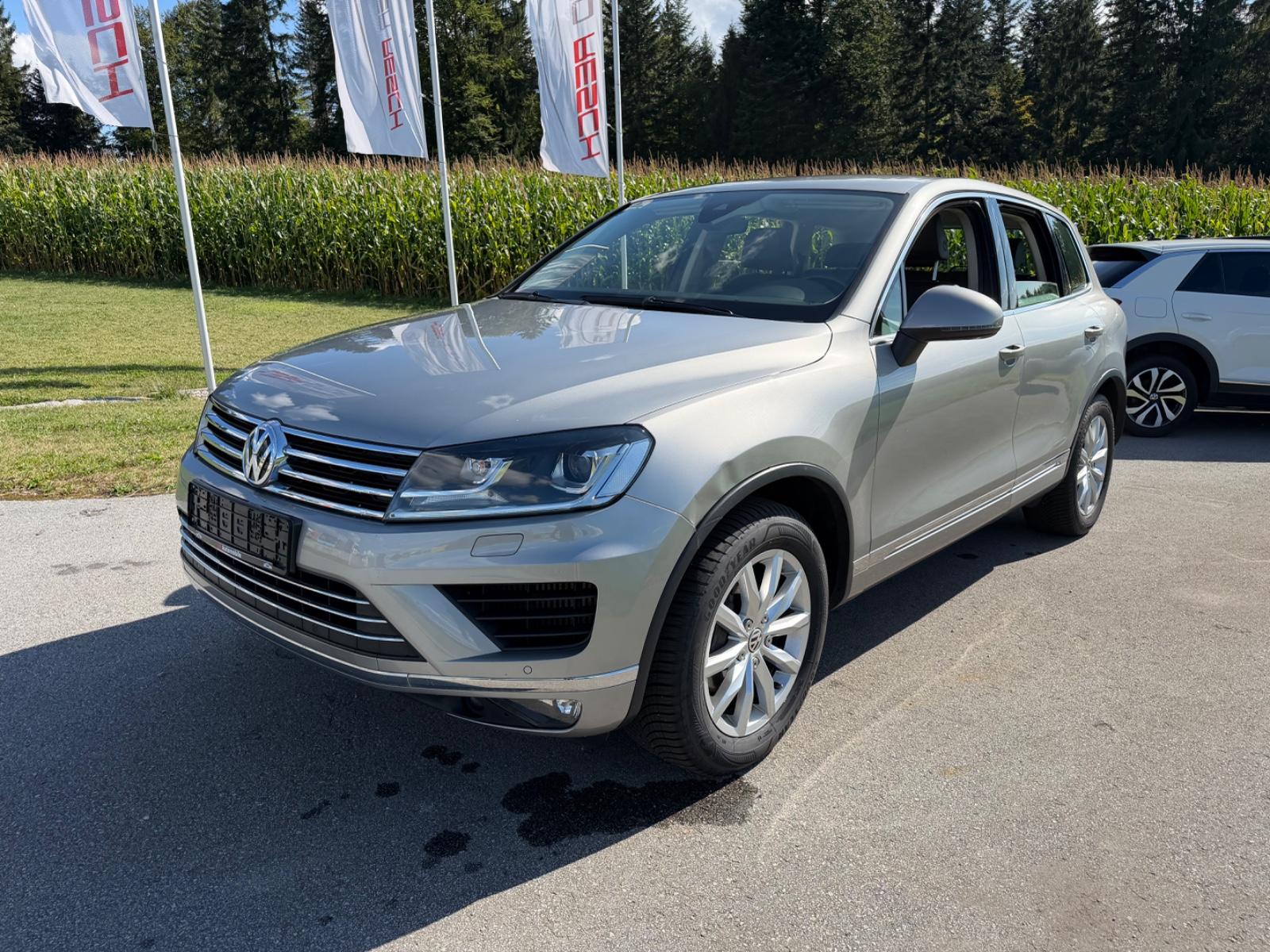 Volkswagen Touareg 3.0 V6 TDI 262ch - Carnet entretien - Attelage - ACC - Bi-xénon