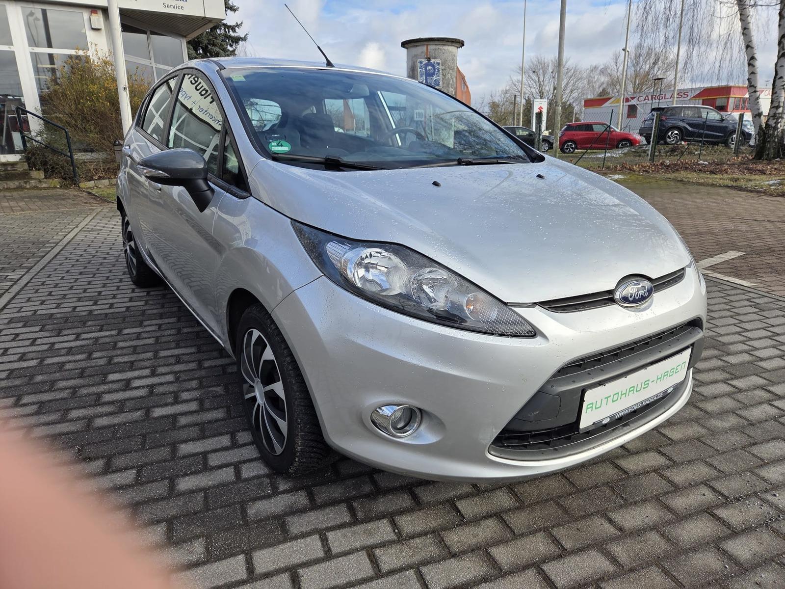 Ford Fiesta Cool & Sound Automatik Klima Sitzheizung