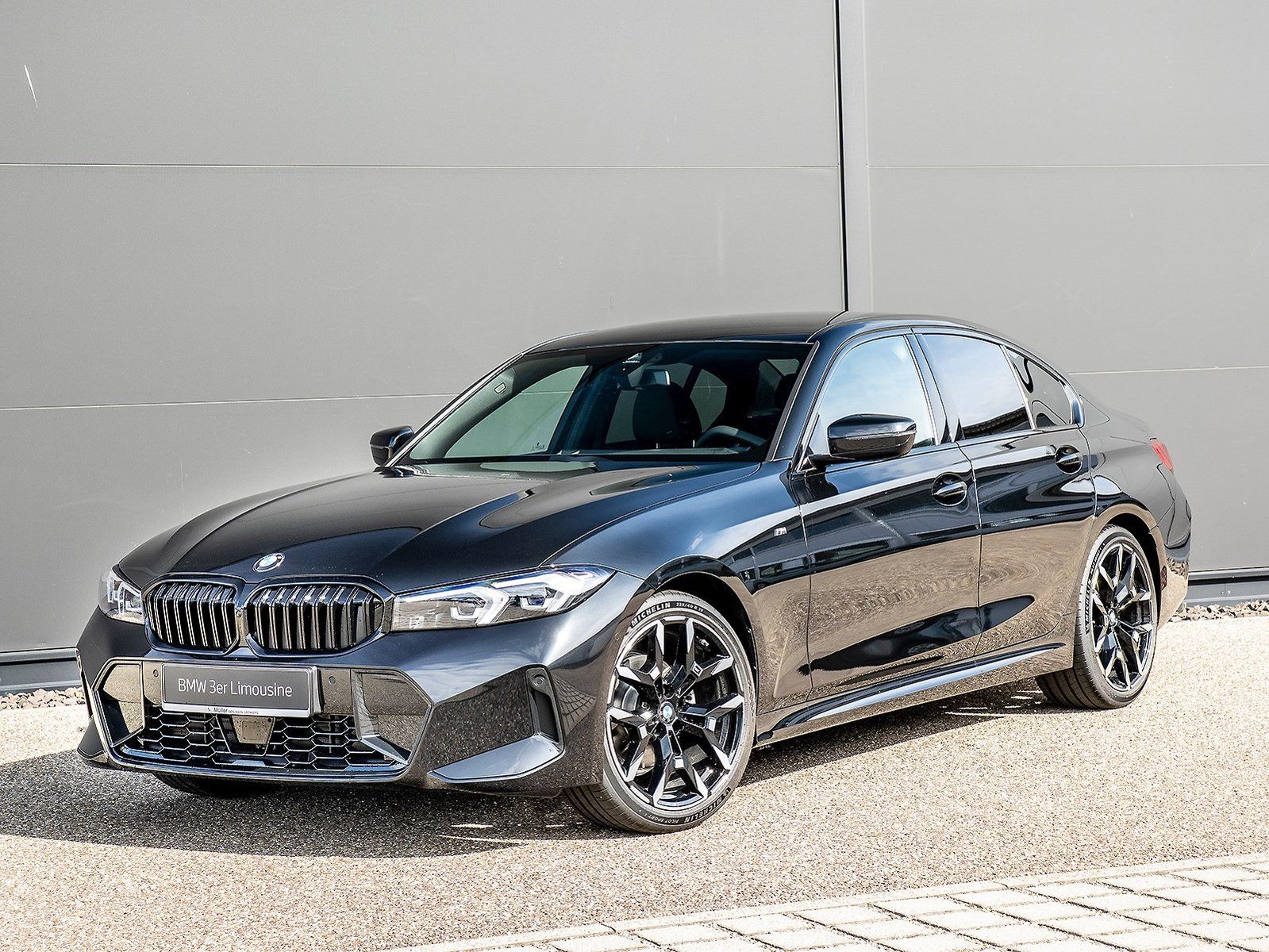 BMW 320i HERBSTKNALLER 15.570 EUR sparen
