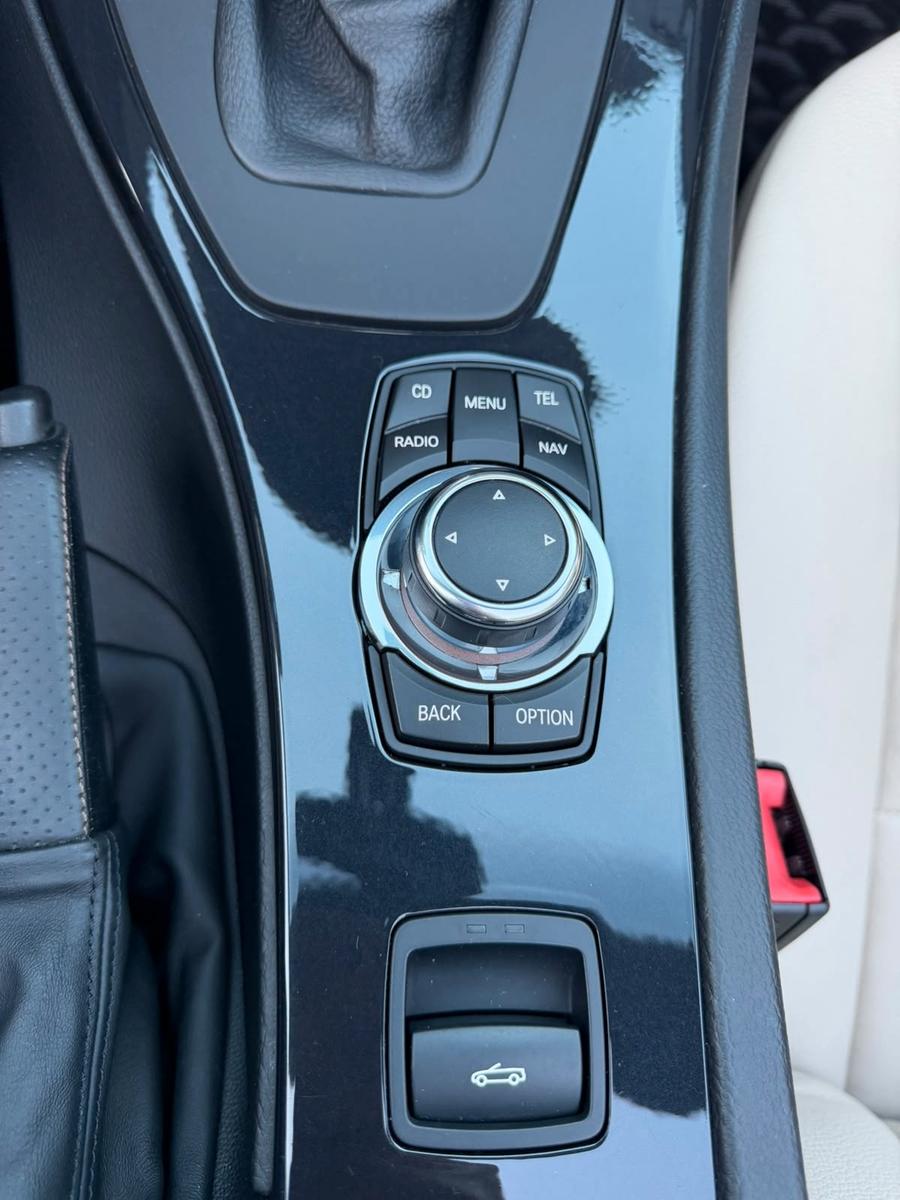 BMW 330 i Cabrio *Automa./Navi/SHZ/Leder/Tüv 02/2028