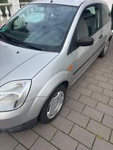Ford Fiesta 1.3 44 kW - TÜV, wenig Kilometer  - Ford Fiesta aus 2004: 1.4