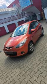 Mazda 2 mit wenig laufleistung - Mazda 2 in Krefeld