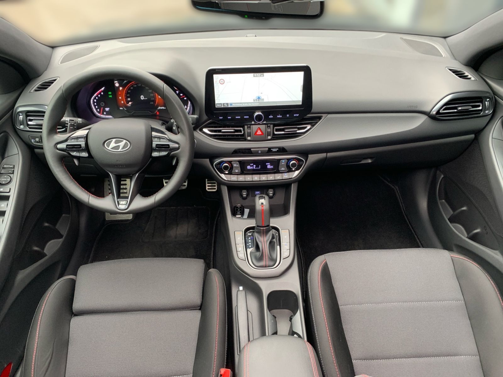 Fahrzeugabbildung Hyundai i30 Kombi 7-DCT 1.5 T-GDI N-Line Mild-Hybrid