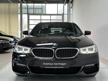Fahrzeugabbildung BMW 530d M Sport Kam AHK LiveCockptPr Alarm HiFi 20"