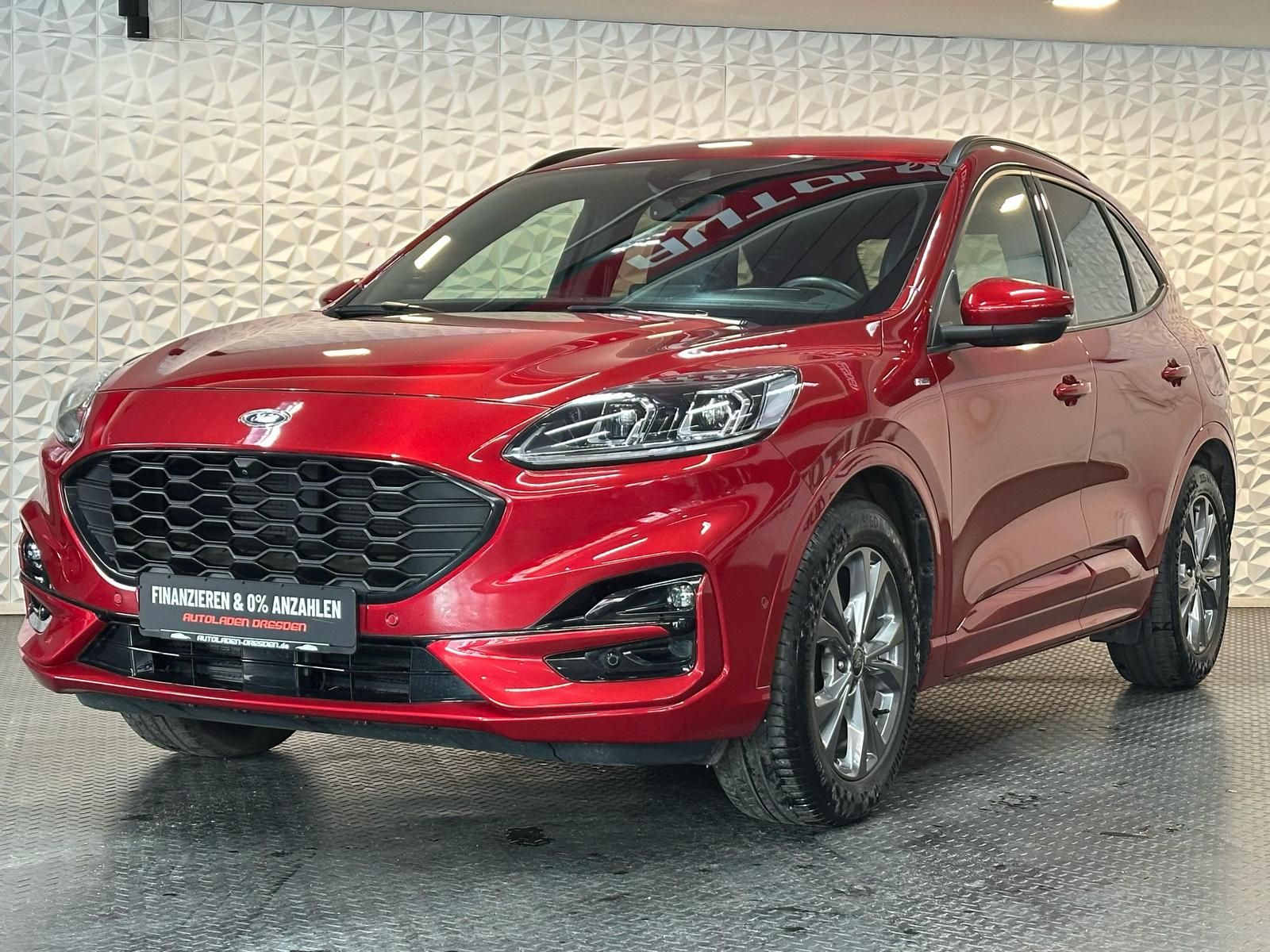 FORD Kuga 1.5 EB ST LINE X LED#AHK#ACC#SPUR#HUD#CAM - Image 3