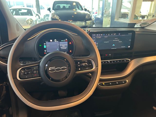 Fahrzeugabbildung Fiat 500 e La Prima 42kwh