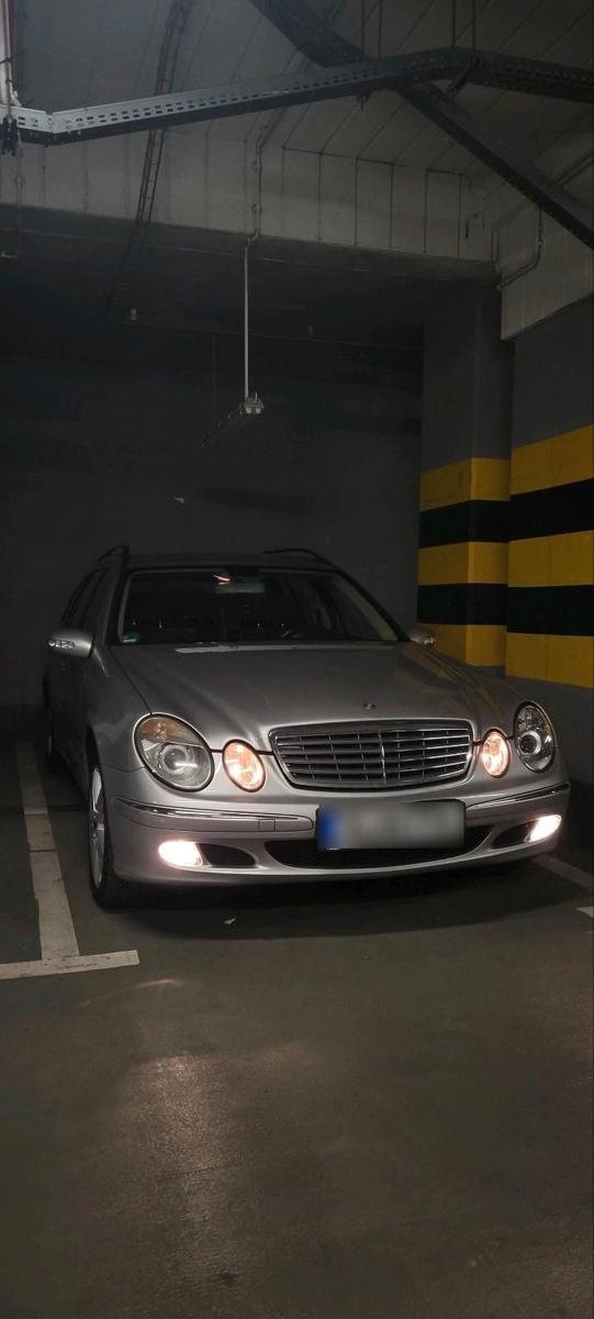 Mercedes-Benz E 270